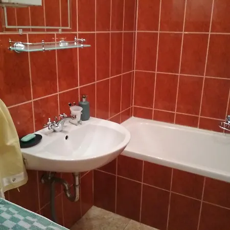 アパート Lux セゲド